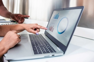 Administração financeira com foco em investimento